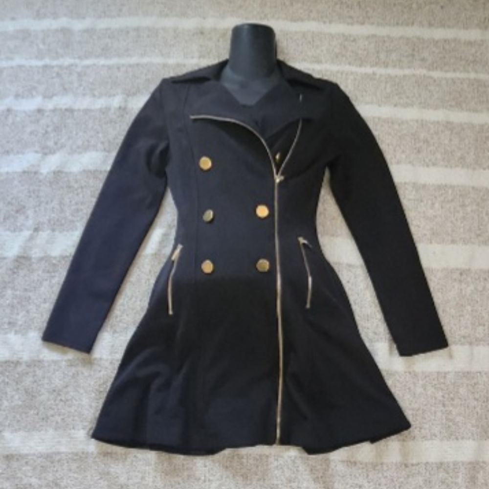 Chic Black Double-Breasted Women's Trench Coat